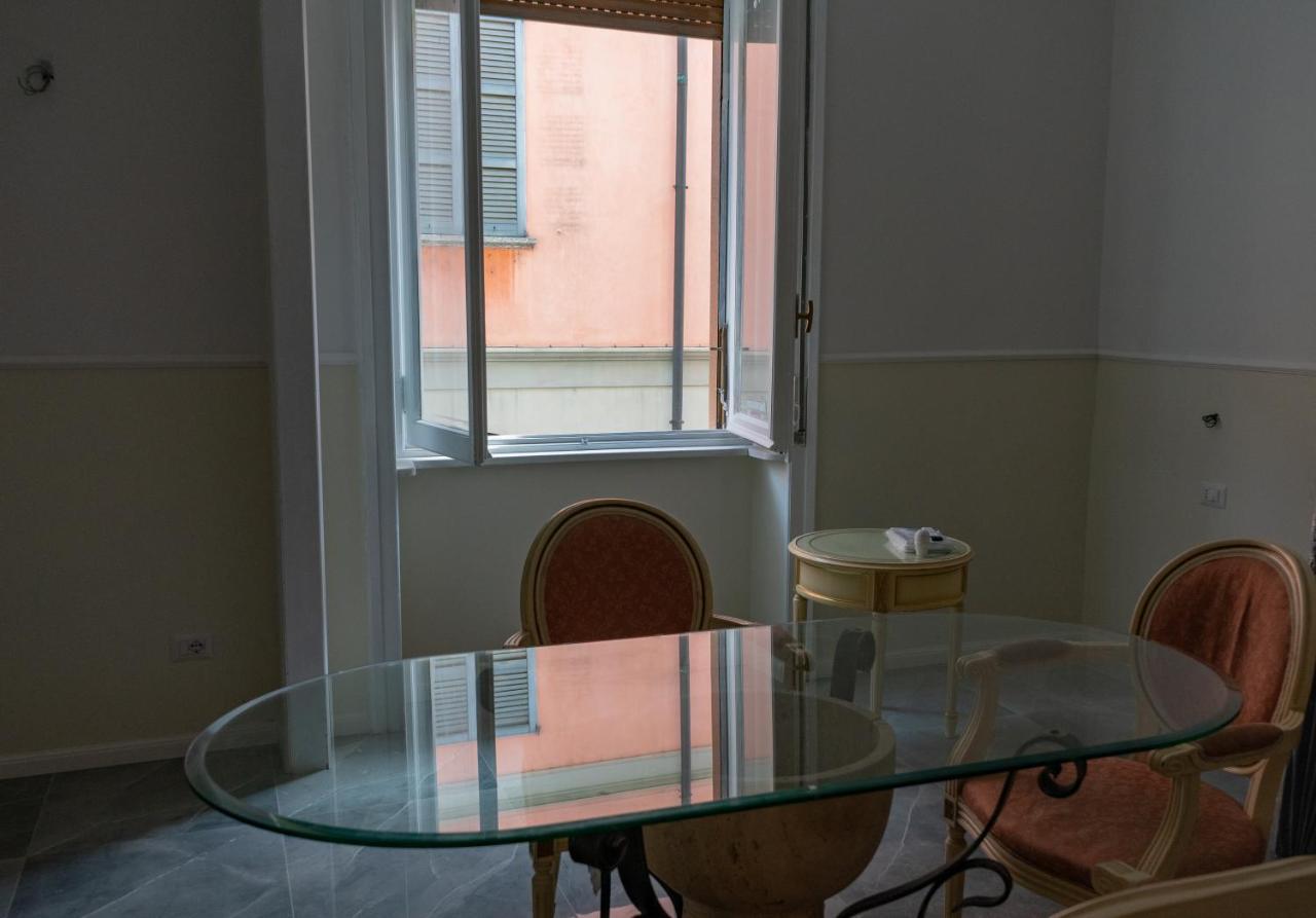 Bed and Breakfast Palazzo Novecento Centro Storico à Lecco Extérieur photo