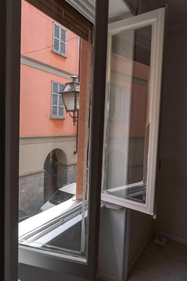 Bed and Breakfast Palazzo Novecento Centro Storico à Lecco Extérieur photo