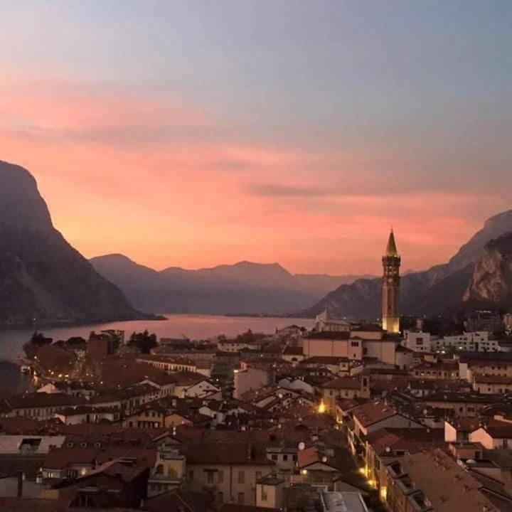 Bed and Breakfast Palazzo Novecento Centro Storico à Lecco Extérieur photo